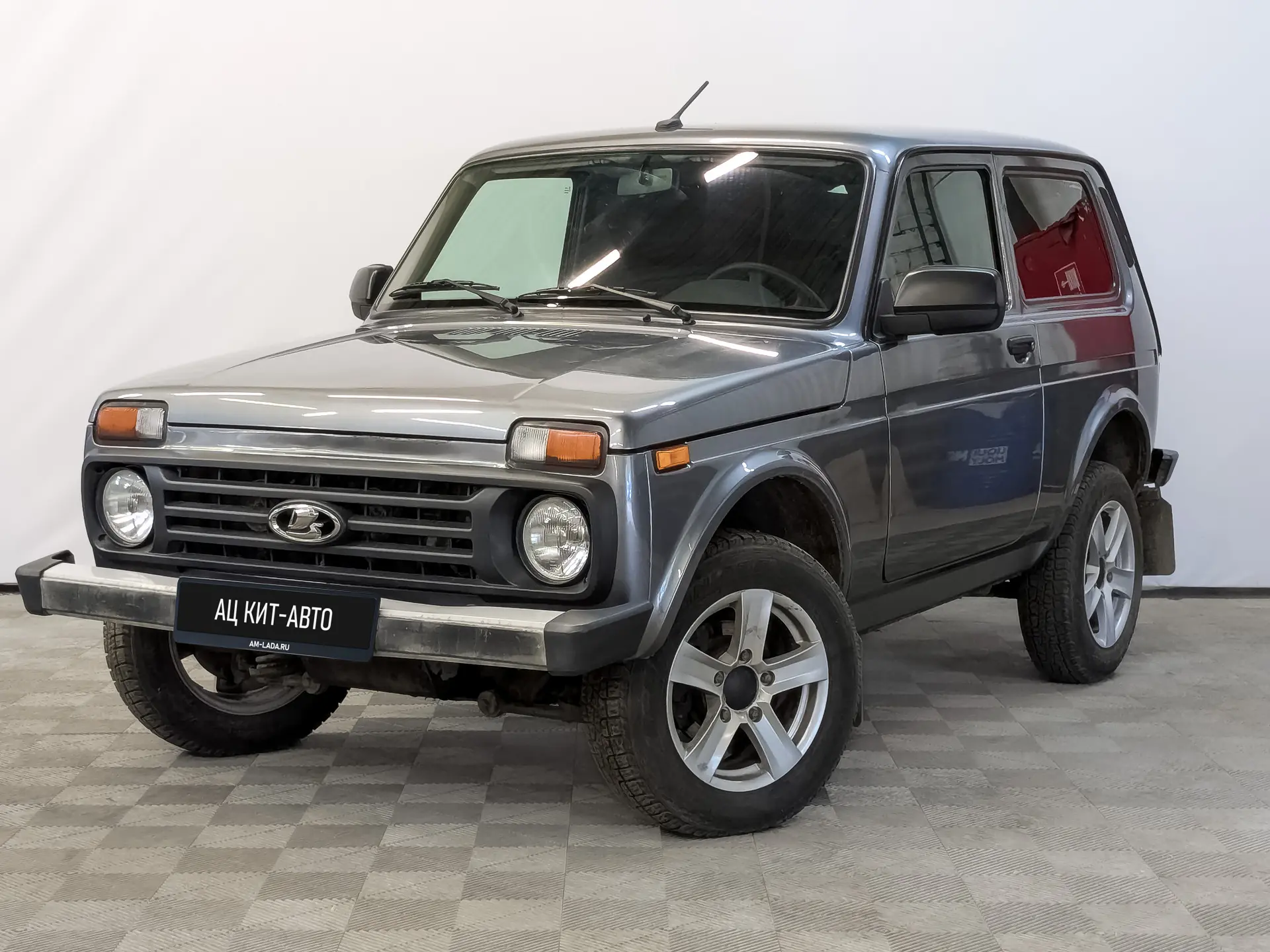 Lada Niva Legend
